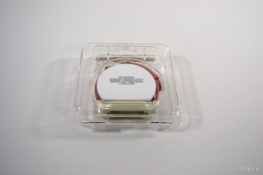 Curea rosie pentru bratara Xiaomi Mi Bannd - cutie dreapta