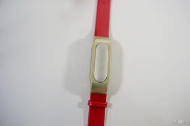 Curea rosie pentru bratara Xiaomi Mi Bannd - fata