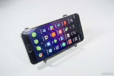 suport smartphone fata