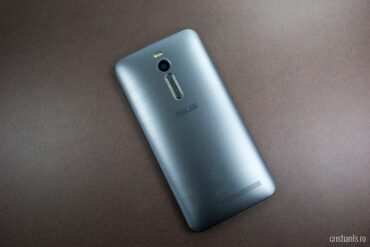 ASUS ZenFone 2 ZE551ML - spate