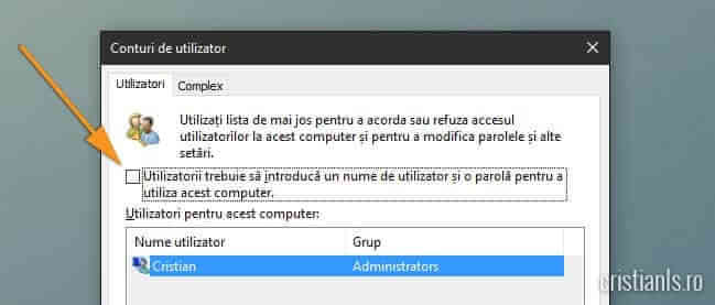 Utilizatorii trebuie sa introduca un nume de utilizator si o parola pentru a utiliza acest computer