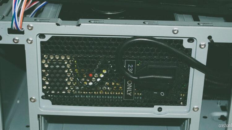 sursa alimentare desktop