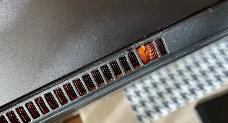 Grilaj radiator Fujitsu Celsius H780