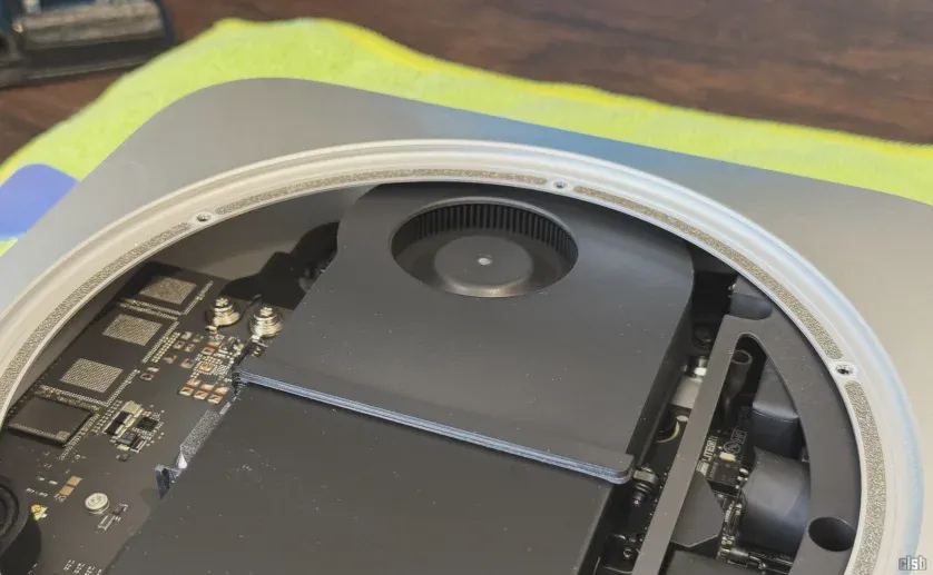 Apple Mac Mini A28162 Pro - cooler remontat