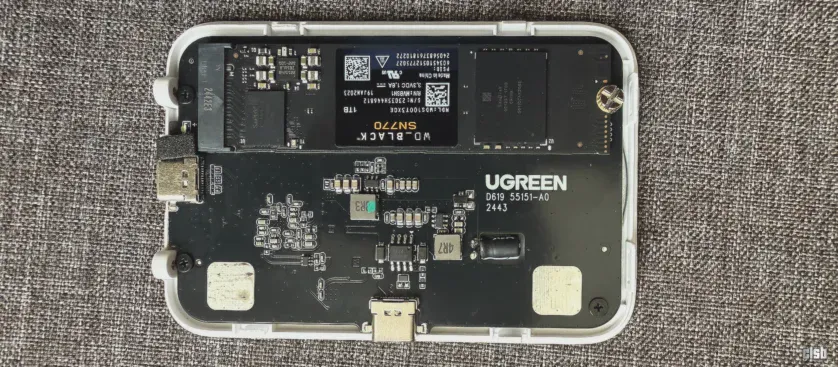 NVME SN770 montat în carcasa UGREEN
