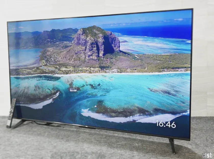 Televizor TCL ecran