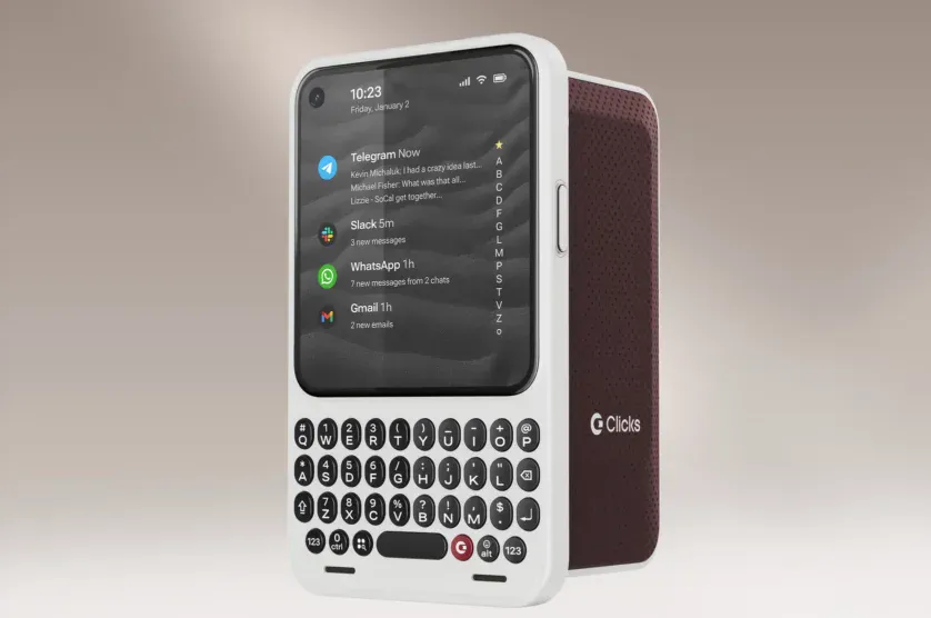 Clicks Communicator: telefon android cu tastatură fizică QWERTY